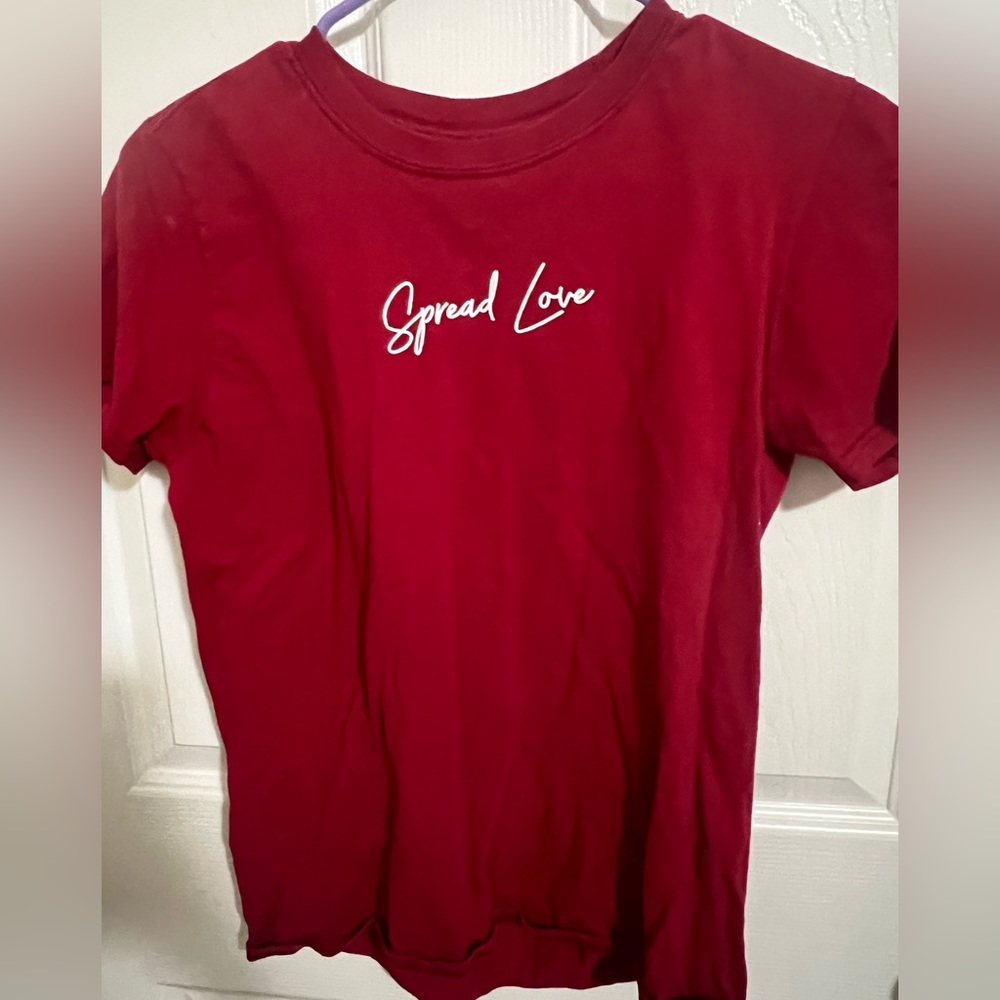 Size small (us) spread love!